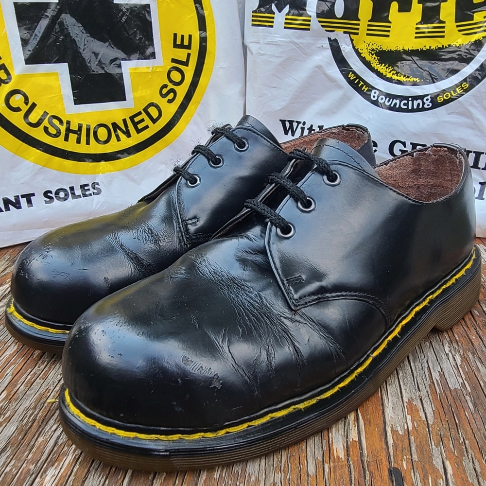 80s Made In England Dr. Martens Black Safety Rated 1925 Mens 10UK 11US